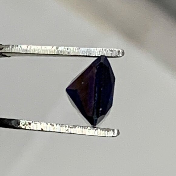 Elegant Blue Gemstone tanzanite - Picture 10 of 13